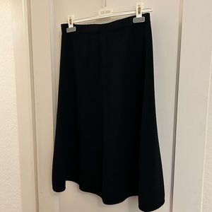 ST JOHN BASICS - Black knit skirt size 6